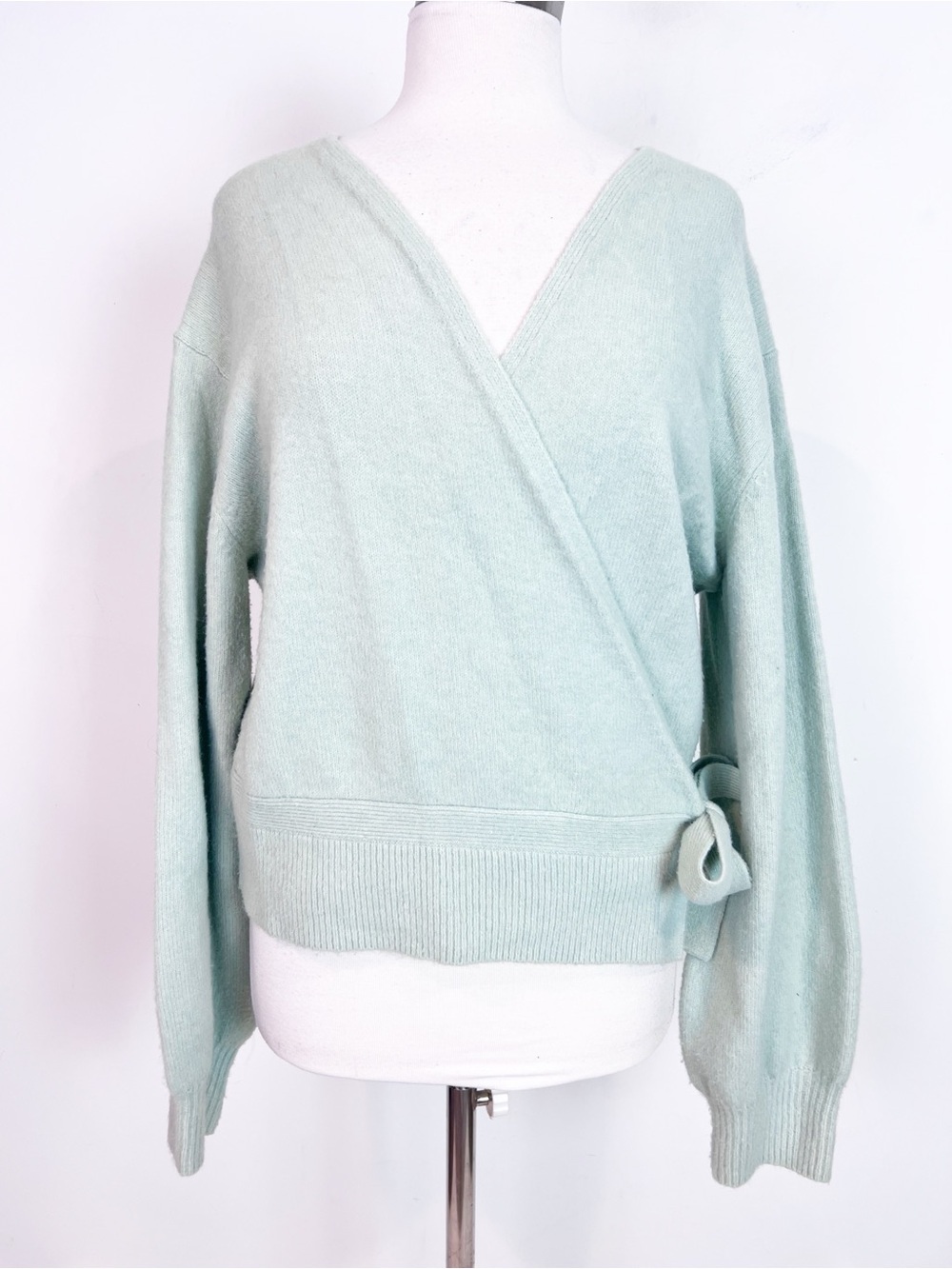 & OTHER STORIES GREEN LONG SLEEVE WRAP SWEATER WOMENS SZ MEDIUM